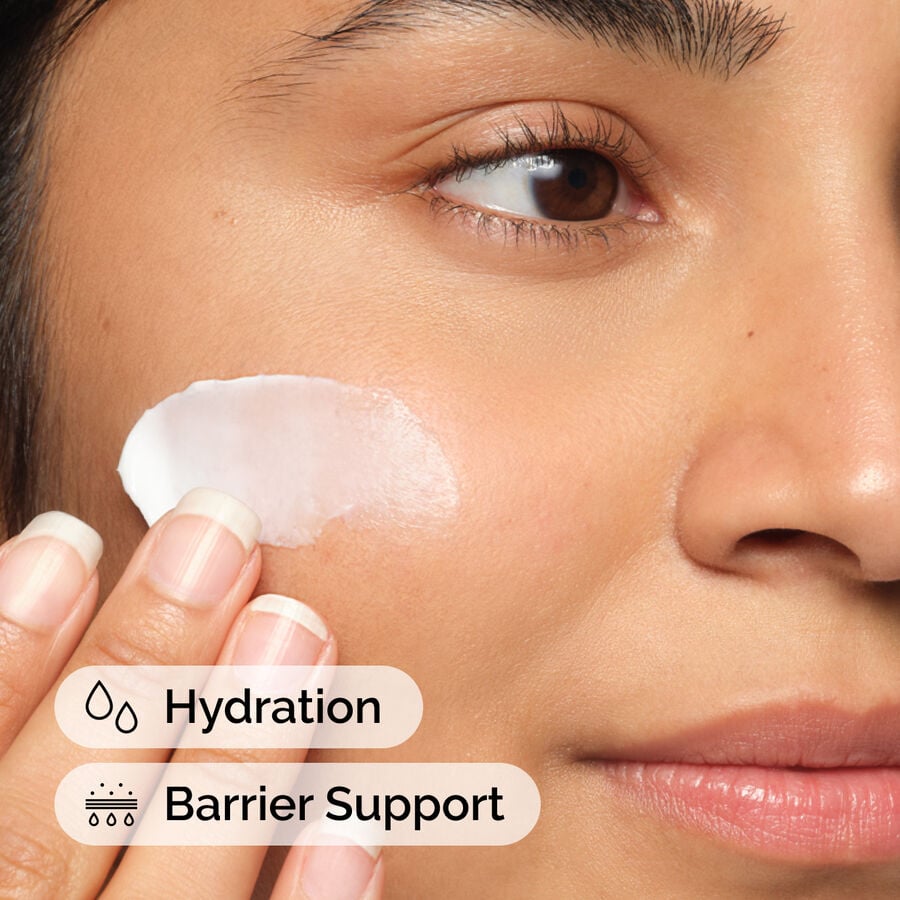 natural-moisturizing-factors-ha-n2 ord-natural-moisturizing-factors-ha-model-application-with-benefits.jpg